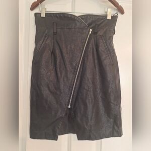 Romeo&Juliet Couture Black faux leather with pockets size S